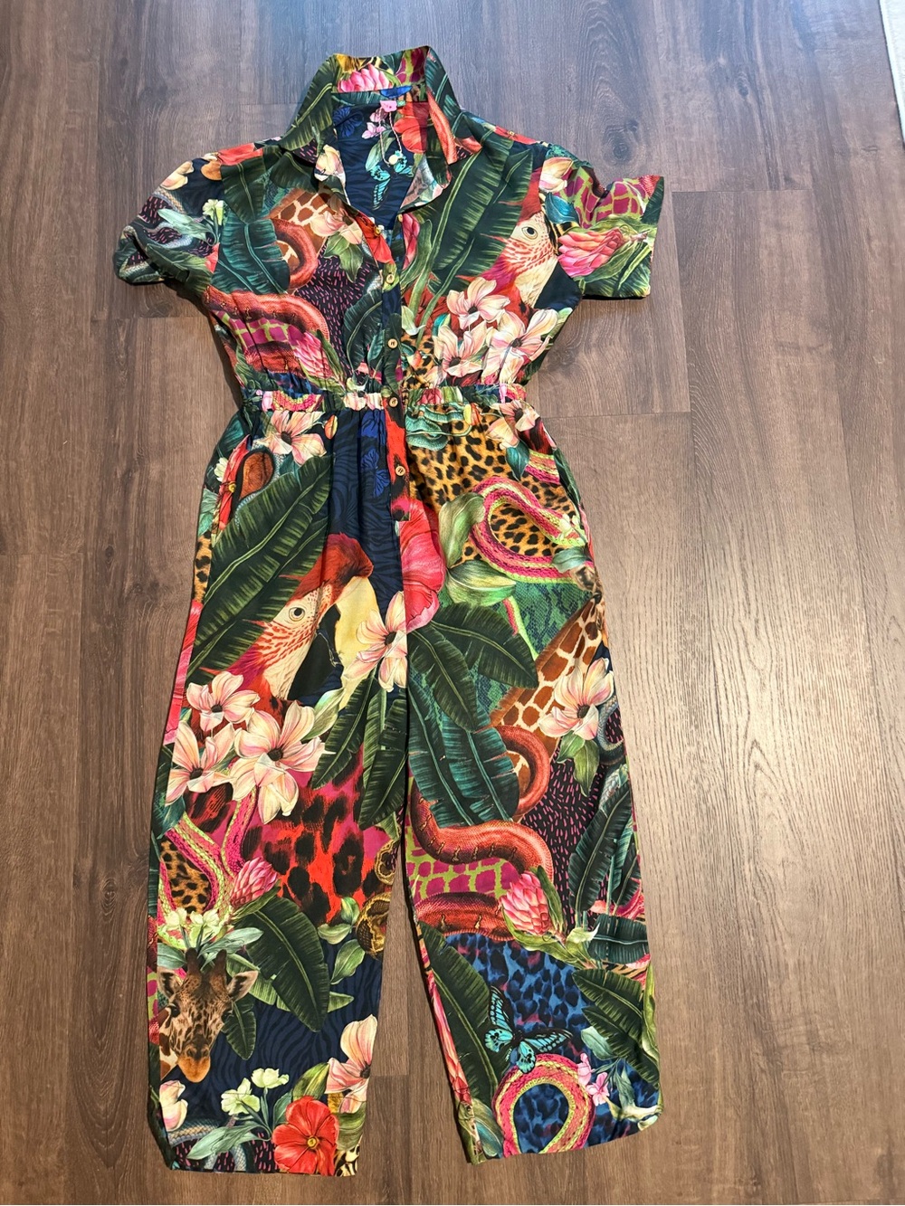 FARM Rio Multicolor Tropical Button-Front Jumpsuit - Picture 5 of 10